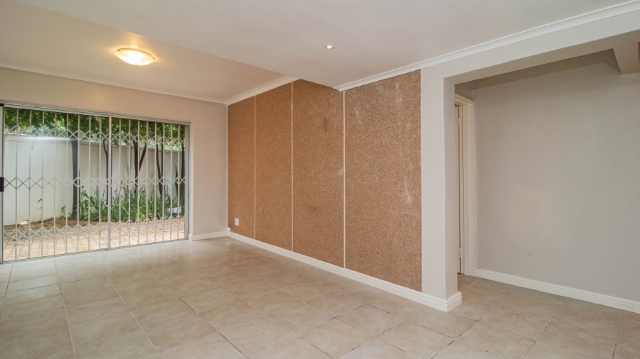 1 Bedroom Property for Sale in Bishopscourt Western Cape